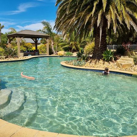 Island Cove Villas Cowes Esterno foto