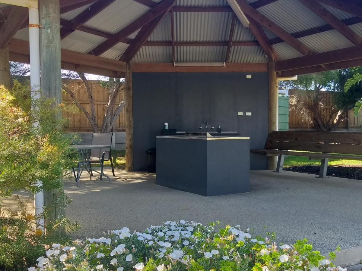 Island Cove Villas Cowes Esterno foto