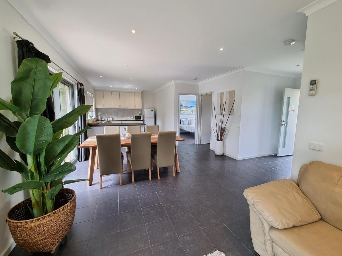 Island Cove Villas Cowes Esterno foto